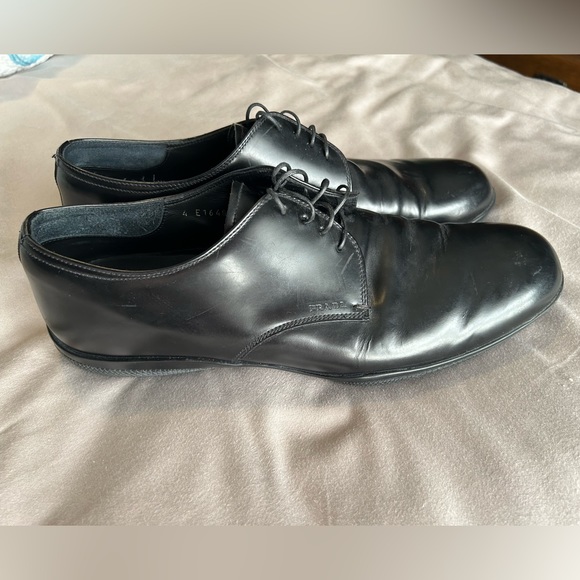 Prada lace-ups w/ rounded sole (US 10) - Picture 3 of 8